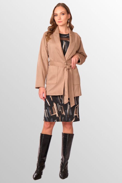 Elegante saco en color beige