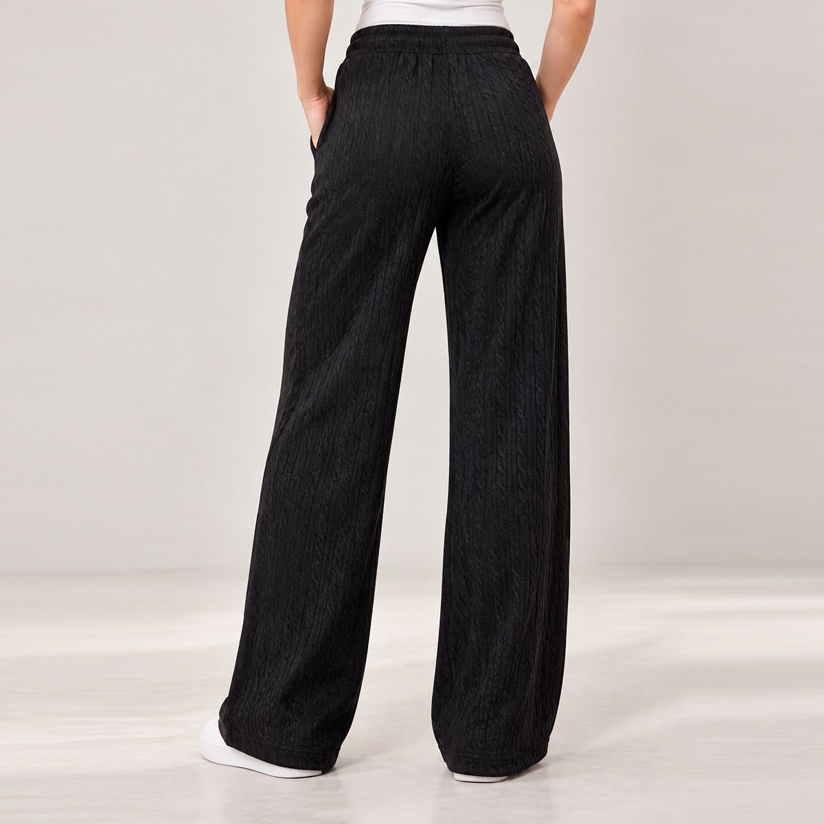 Pants negro tejido de punto | sofisticación y confort - Imagen 4